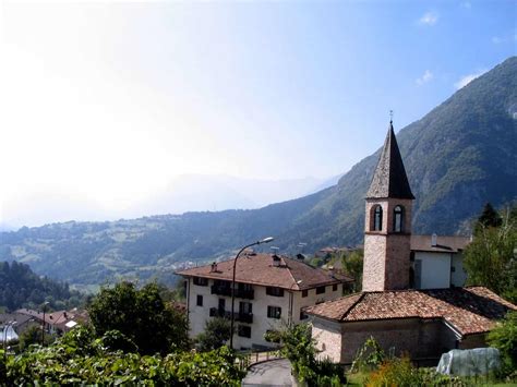 località prada san lorenzo in banale|San Lorenzo in Banale, tra i borghi più belli d’Italia.